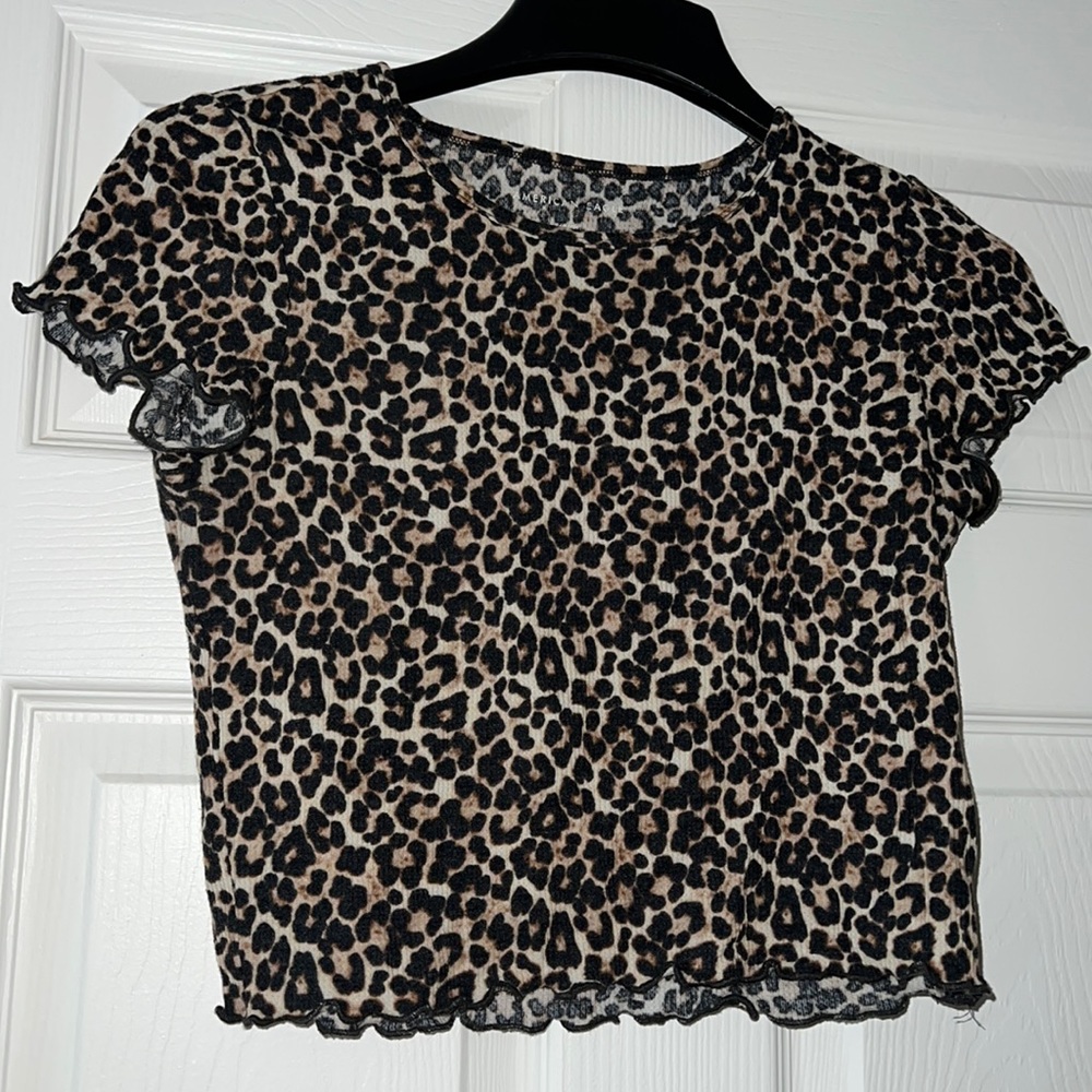 American Eagle Cheetah Print Crop Top